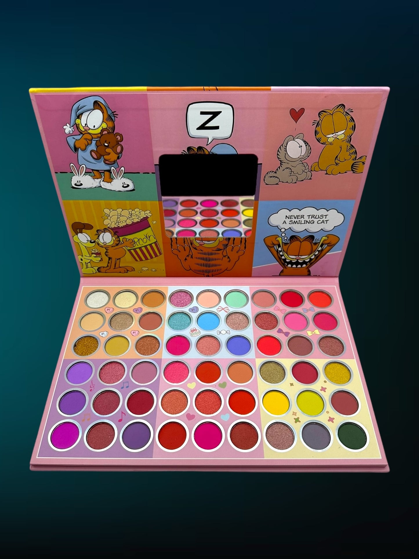 Glass cup & eyeshadow palette