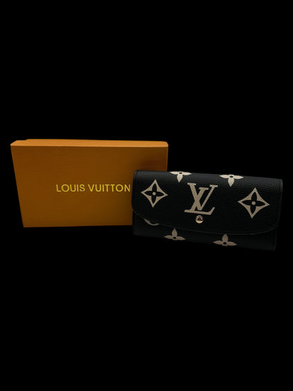 Lv Button Wallet