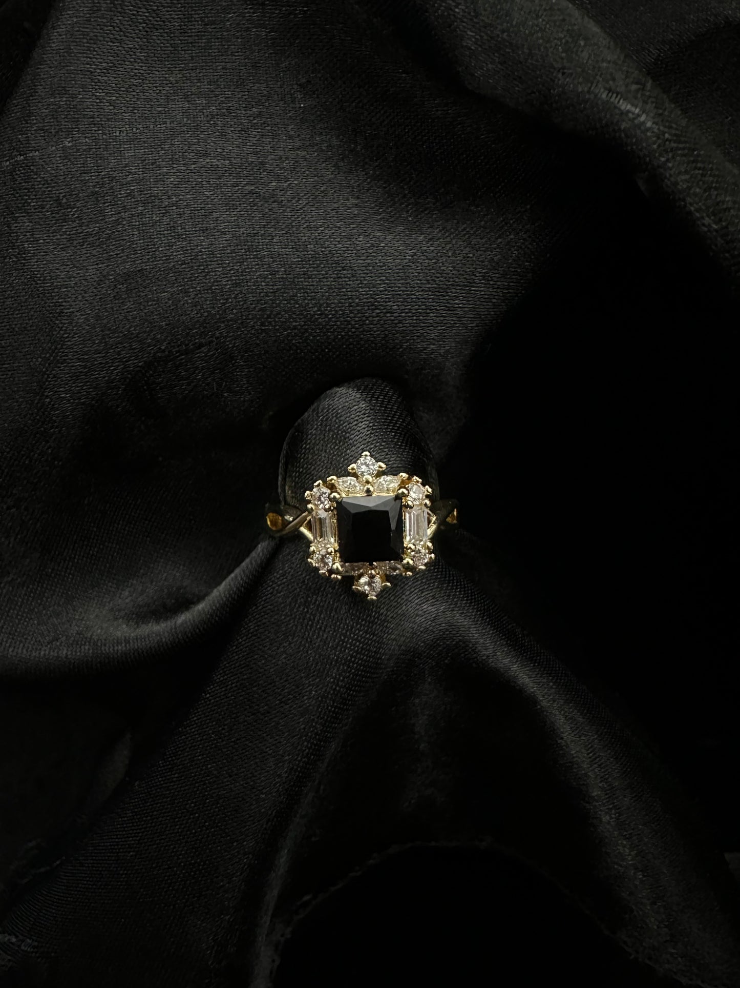 Black Square Ring