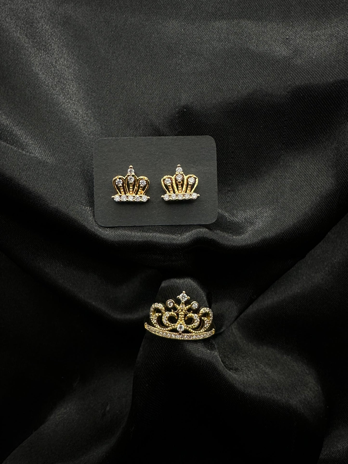 Crown Set