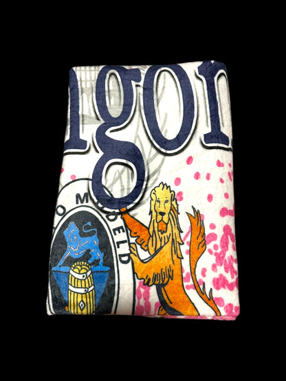 Chingona Throw Blanket